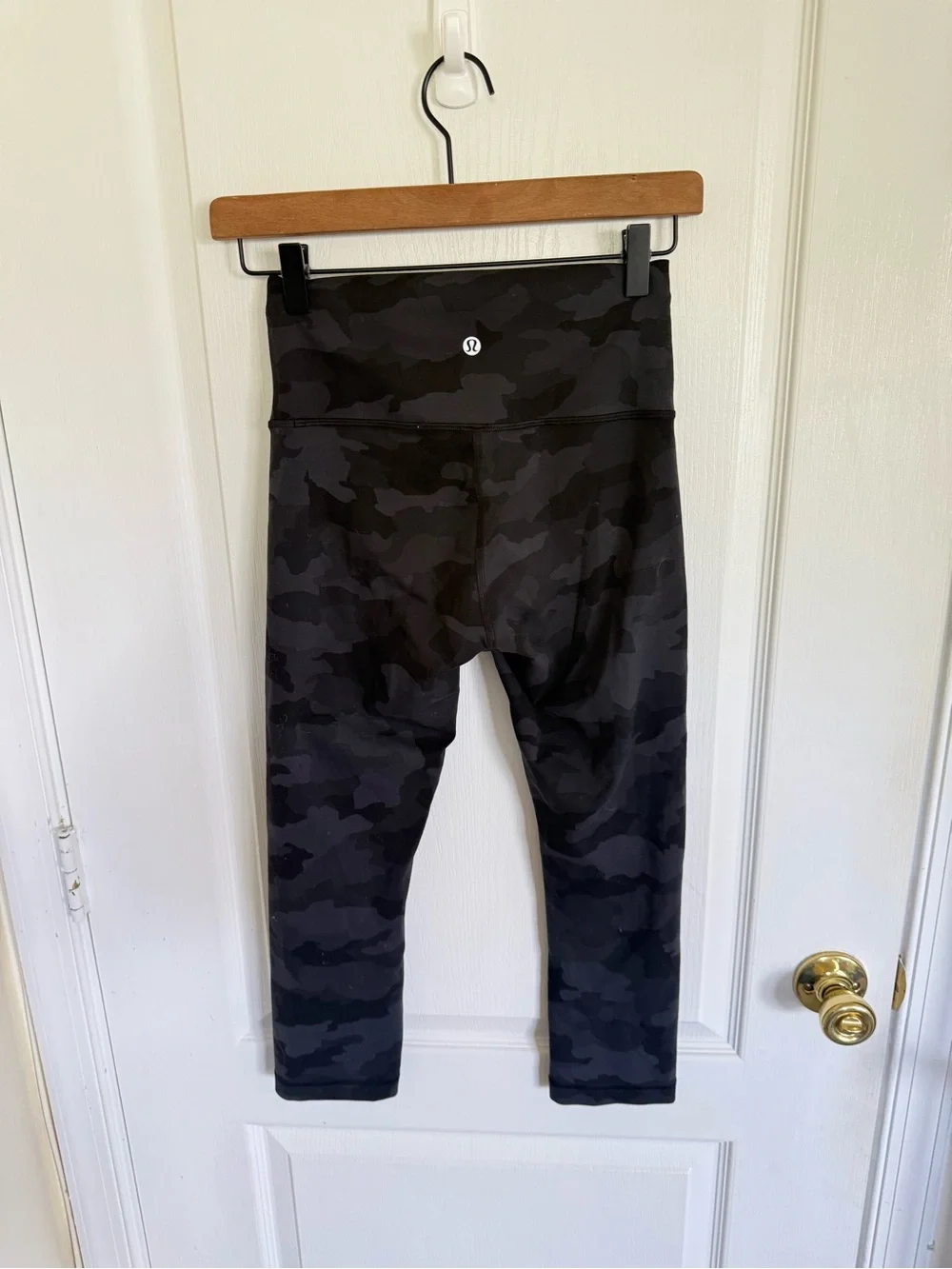 Lululemon Wunder Train High-Rise Crop 21